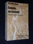 Wertheim, W.F. - Evolutie en revolutie, De golfslag der emancipatie