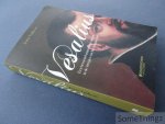 Tulkens, Joris. - Vesalius. Een beroemd anatoom gevangen in de intriges van het Spaanse hof. Historische roman.