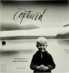D. Young - Captured - De fotografie van Robert A. Robinson