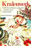 - BROCHES, KETTINGEN, ARMBANDEN en OORBELLEN - Ho Ming Wong