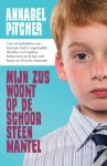 A. Pitcher - Mijn Zus Woont Op De Schoorsteenmantel
