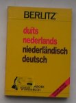 red. - Berlitz. Duits Nederlands Niederlandisch Deutsch Woordenboek Worterbuch.