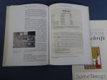 Gerard van de Nes. - Maak uw eigen stamboom. Handboek voor genealogie en heraldiek. [Met bijbehorend werkschrift.]