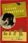 Viktor V. Erofeev - Life with an Idiot