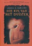 Hamilton, Laurell K. - Een Kus van het Duister