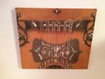 Maeyer, René de e.v.a. - Spaanse muziekinstrumenten van de 16de tot de 19de eeuw