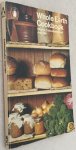 Cadwallader, Sharon, Judi Ohr, - Whole Earth Cookbook. Recipes tested in the Whole Earth Restaurant on the University of California Campus, Santa Cruz, California