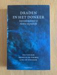 Dijk, Yra van / Pourcq, Maarten de / Strycker, Carl de (red.) - Draden in het donker. Intertekstualiteit in theorie en praktijk.
