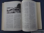 Emiel en Lutgarde Achten. - Het Zonhovens woordenboek. 't zoo.ënevens woo(ë)rdebok. Emiel en Lutgarde Achten. - Het Zonhovens woordenboek. 't zoo.ënevens woo(ë)rdebok.