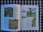 Johns, P. - Praktisch handboek snoeien / druk 1