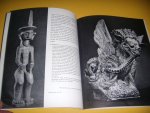 Werff, J. van der (voorwoord) / Djajasoebrata, A. (inleiding) - Kunst en Ambacht in Indonesië. Tentoonstelling Ethnografisch Museum Delft, November 1968 - December 1969