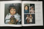 Angelika Lipinski - Geliebte Zelluloid Puppen  ein Sammlerbuch aus dem Verlag Laterna Magica