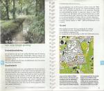 Born, Frans van den, e.a. - Natuur om de hoek. 21 wandelingen in en rond Apeldoorn.
