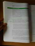 Roest, mr. O.A.P. van der - Basisboek recht.