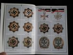 Veilingcatalogus 35-III - Deutsche Militaria und geschichtliche Objekte von 1919 bis zur Gegenwart, Orden und Ehrenzeichen 1933-1945