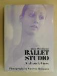 Woolliams  Anne / foto: Andreas Heumann - Ballet Studio  -  An Inside View -
