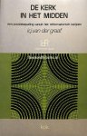Graaf, J. van der - De kerk in het midden