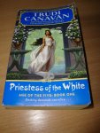 Canavan, Trudi - Priestess of the White