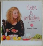 Evers, Mandy - Koken is verleiden [ isbn 9789082260403 ]