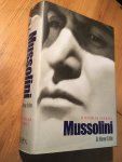 Farrell, N - Mussolini, A new life