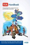 Hulzen, Nes van, Kruger, Hans, Volders, Suzet, Tienstra, Marleen, Dorresteijn, Marjan, Mandersloot, Michael, Belt, Ruud van den - VIA handboek / competentiegerichte methode Nederlands voor alle niveaus van het mbo