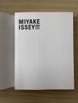 Mothashi Yahoy, Miyake Issey, Lidewij Edelkoort et al, Hiroshi Iwasaki (photography) - Miyake Issey The Work of Miyake Issey Exhibition