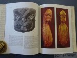 Terence Barrow. - Maori Wood Sculpture of New Zealand.
