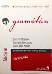 Carmen Hernández Alcaide - Gramática. Nivel medio B1 (Spanish Edition)