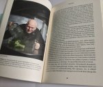 Joel Broekaert, Rosanne Hertzberger, Charlotte Kleyn, Marion Pauw, Pierre Wind & Ronald Giphart - Nederland leest 2018 - Je bent wat je leest - recepten, etiketten, foodblogs en kookboeken.....