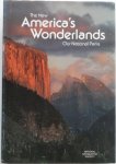 Bennett Ross e.a., illustraties Brown Connie e.a. - The New America's Wonderlands Our National Parks incl. losse posterkaart