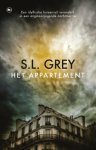 S.L. Grey, S.L. Grey - Het appartement
