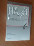 Nieboer, Dr. C; Peereboom-Wynia, Dr. J.D.R; Stolz, Prof. Dr. E. - Haar en haargroeistoornissen