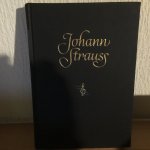 Paul Kuringer - JOHANN STRAUSS