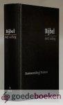 Statenvertaling, - Bijbel met uitleg middel zwart --- BMU met berijmde Psalmen (1773) en Formulieren