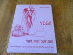Lewis - Yoga met een partner, het verdiepen van je relatie met tantrische oefeningen / druk 1981