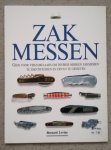 Levine, Bernard - Zakmessen. Gids voor verzamelaars om diverse merken zakmessen te identificeren en ervan te genieten.