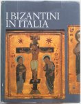 Carratelli Giovanni Pugliese - Ibizantini in Italia  Met losse bijlagen inleiding en tekst bij afbeeldingen 3 talen Engels Duits Frans en losse uitlapkaart