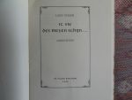 Visser, Leen. [ Pseudoniem van Klaas Hanzen Heeroma, die tevens onder het pseudoniem Muus Jacobse schreef]. - Ic Sie Des Meyen Schijn. - Gedichten. [ Genummerd ex. 76 / 125 ]. [ ! Met handgeschreven opdracht van de auteur voor Kurt Ihlenfeld - zie extra ].