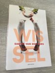Berg, Sabine van den - Wissel / roman
