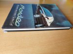 Andres, Arthur de e.a. - Mondeo. De creatie van de eerste 'global car'.