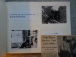  - FOTOALBUM ter herinnering aan de bouw van het troephuis van de Royal Stuart Groep 25 april - 30 mei 1959