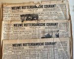NIEUWE ROTTERDAMSCHE COURANT - 3 nummers van April 1944. NIEUWE ROTTERDAMSCHE COURANT - 3 nummers van April 1944.