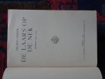 Dekker, Maurits - DE LAARS OP DE NEK Roman 1939-1944