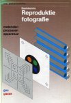 Golpon, Roland e.a. - Basiskennis reproduktiefotografie. Materialen, processen, apparatuur.