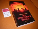 Sam Christer (pseud. van Michael Morley.) - Het Stonehenge ritueel. Thriller. In een verborgen kamer ontdekt Gideon zijn vaders dagboeken.. In Geheimschrift