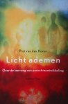 Hoven, Piet van den - Licht ademen / over de leerweg van parochieontwikkeling Hoven, Piet van den - Licht ademen / over de leerweg van parochieontwikkeling