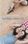 Jane Gardam - (1) Een Lange Zomer Vrij