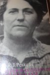 Peskens, R.J. pseudoniem van G.A. van Oorschot - MIJN MOEDER WAS EIGENLIJK EEN ITALIAANSE