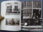 Dewilde, Jan. - Godenschemering over Ieper: Ieper gezien door de fotografen Léontine, Maurice en Robert Antony, 1893-1930.