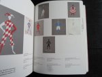 Catalogus bij tentoonstelling Kunstmuseum Stuttgart - Im Rampenlicht, Baumeister als Bühnenbildner Catalogus bij tentoonstelling Kunstmuseum Stuttgart - Im Rampenlicht, Baumeister als Bühnenbildner
